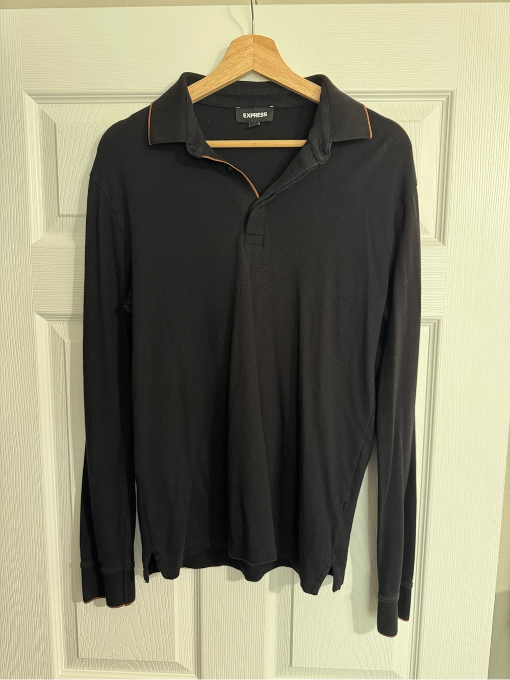 Express Men’s Black Long-Sleeve Shirt